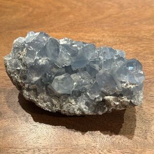 Celestite formation (crystal)